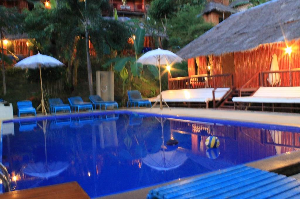 Bamboo Mountain View Phi Phi Resort Exteriör bild