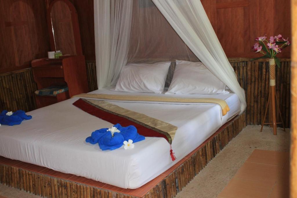 Bamboo Mountain View Phi Phi Resort Exteriör bild