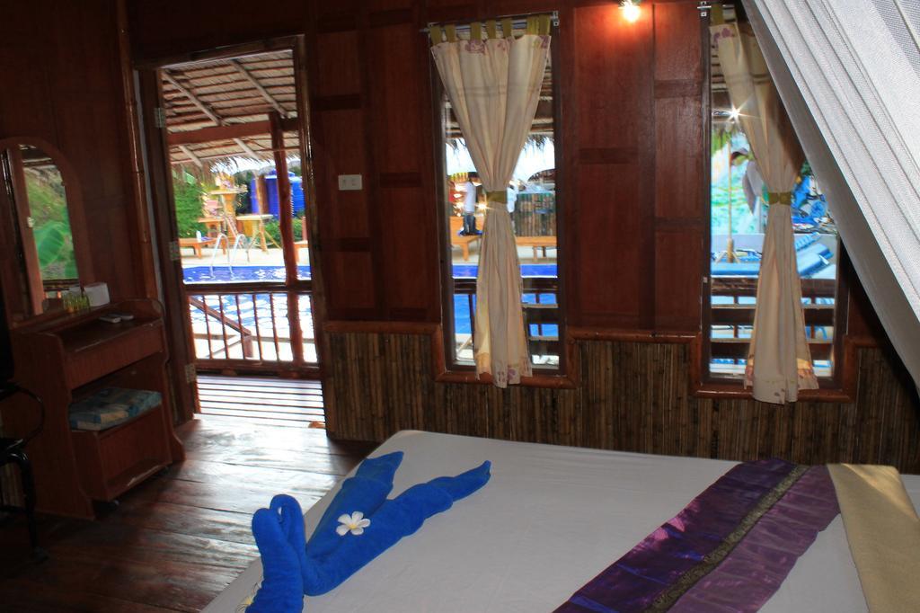 Bamboo Mountain View Phi Phi Resort Rum bild