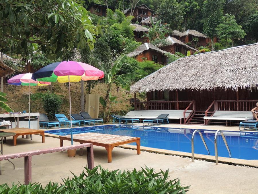 Bamboo Mountain View Phi Phi Resort Exteriör bild
