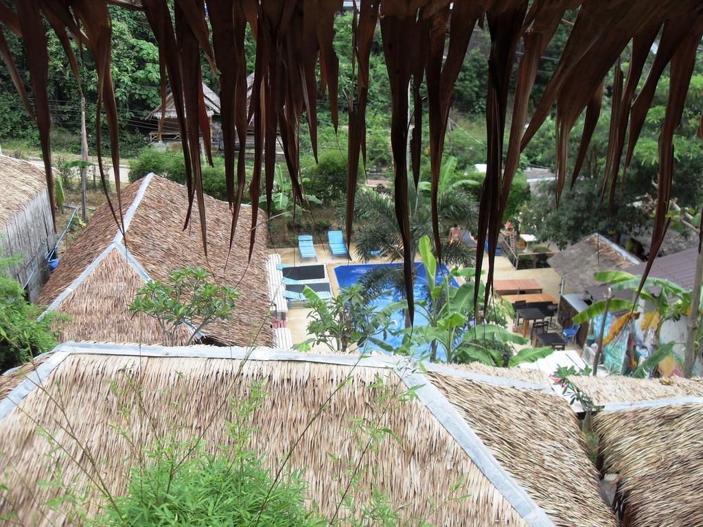 Bamboo Mountain View Phi Phi Resort Exteriör bild
